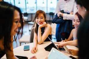 HR women